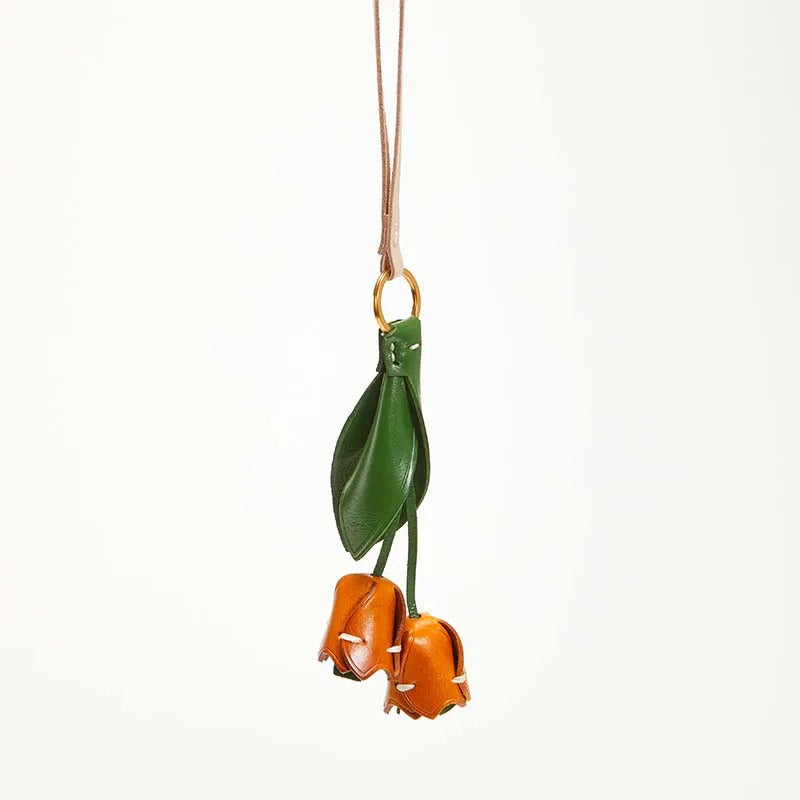 Charm de Tulipanes para Bolso – Toque Floral y Elegancia Natural