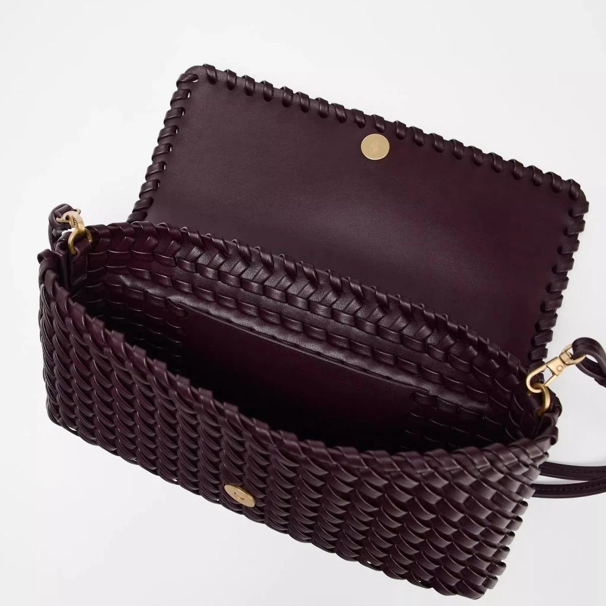 Bolso tote bag de PU con Cierre Metálico – Elegancia Compacta y Estilo Sofisticado
