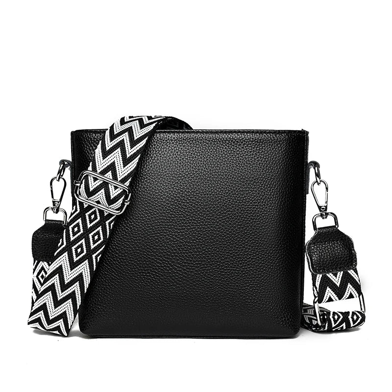 Bolso Bandolera de Cuero Negro