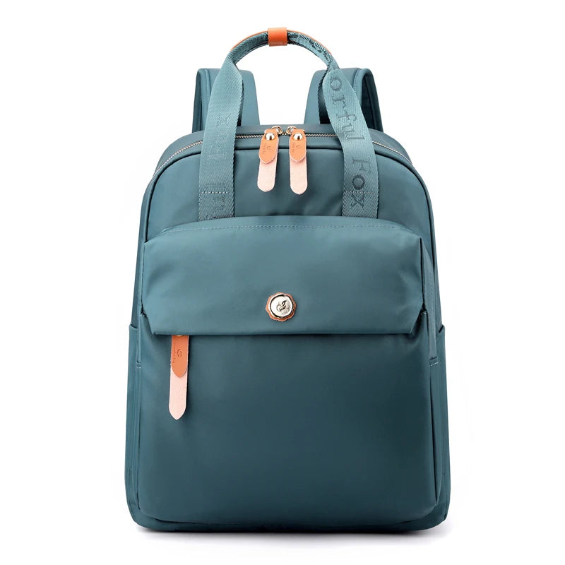Mochila de Nailon Impermeable para Mujer – Ligera y de Gran Capacidad
